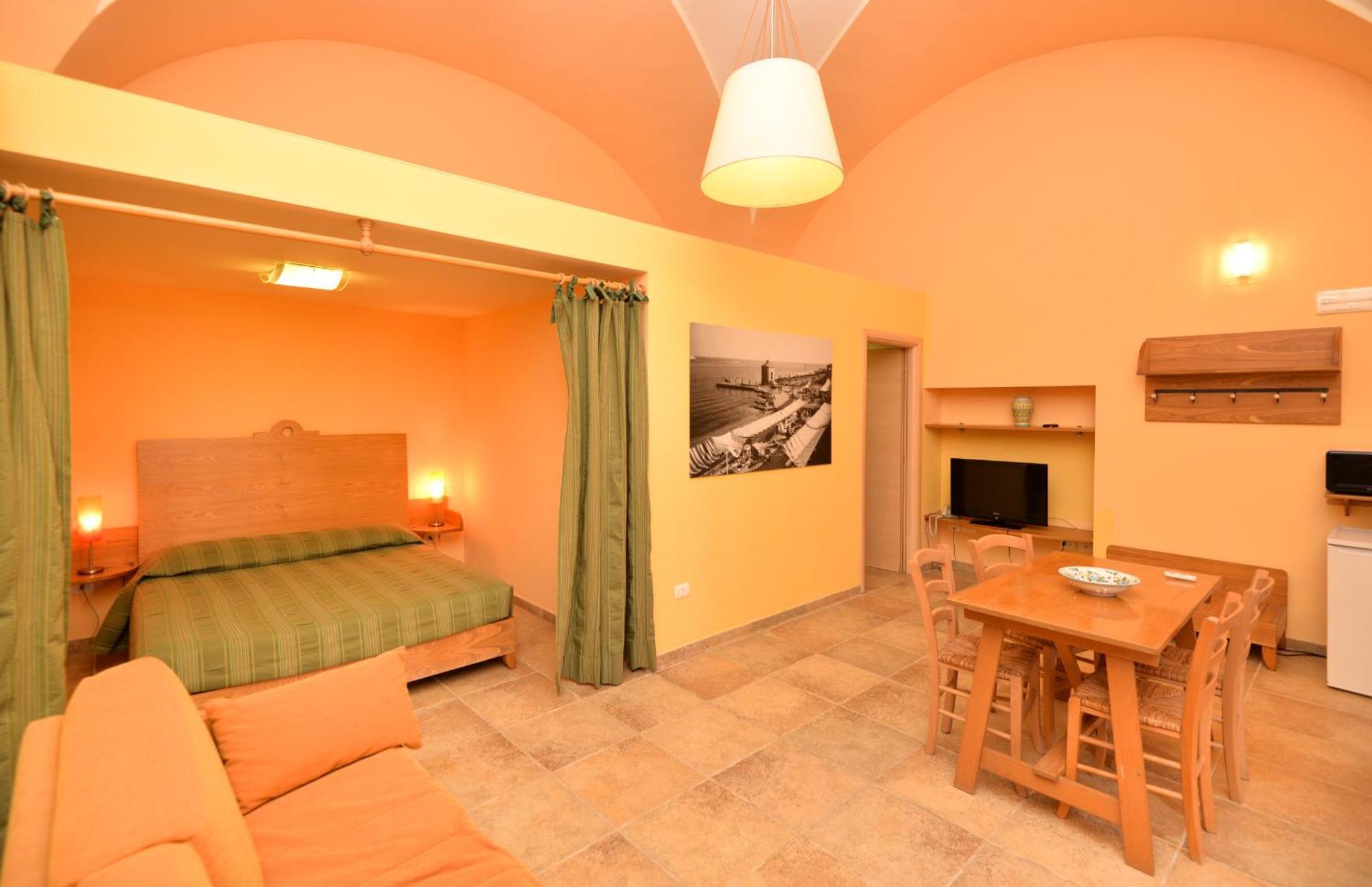גאליאנו דל קאפו Il Tabacchificio Hotel מראה חיצוני תמונה