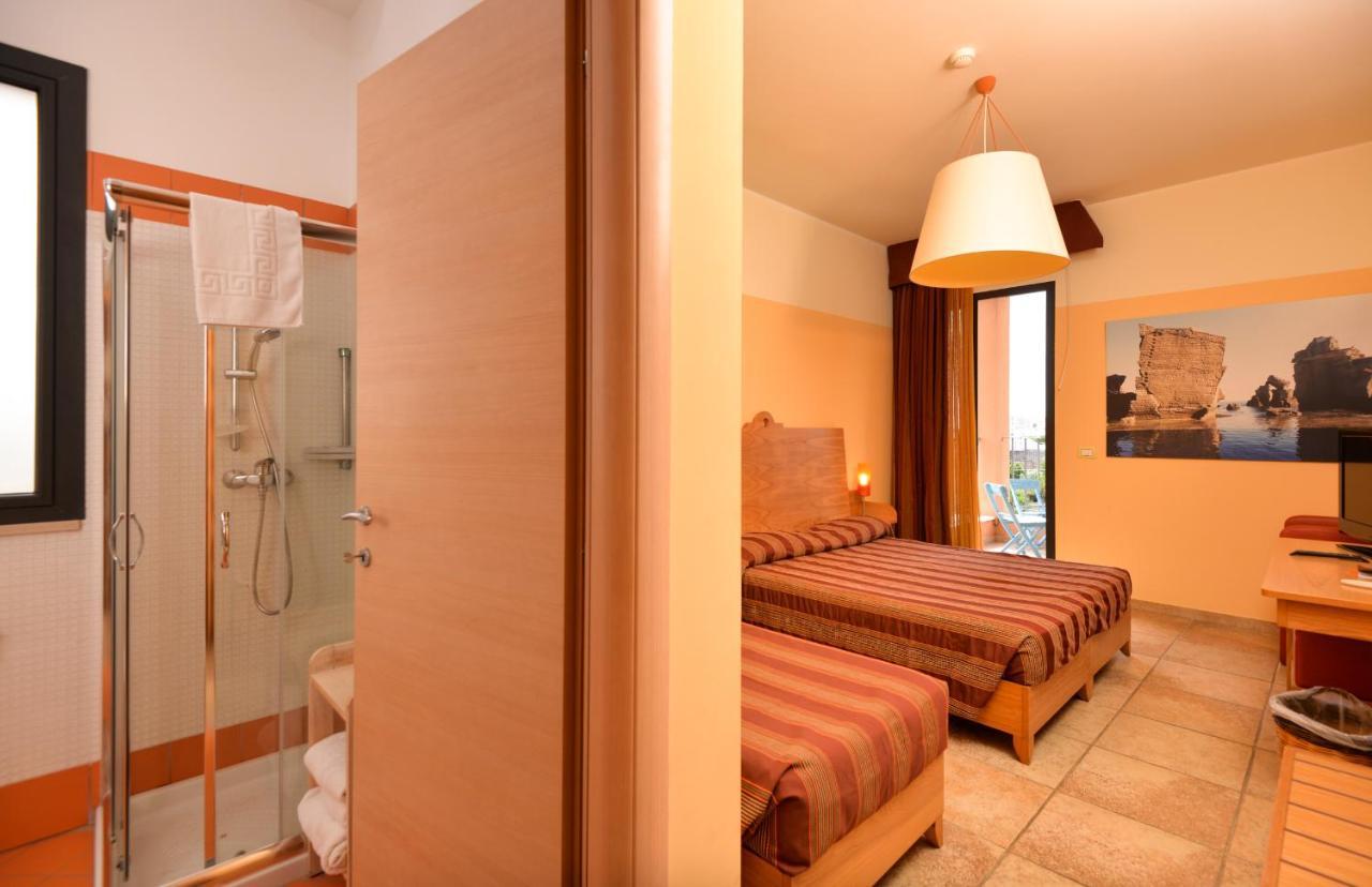 גאליאנו דל קאפו Il Tabacchificio Hotel מראה חיצוני תמונה