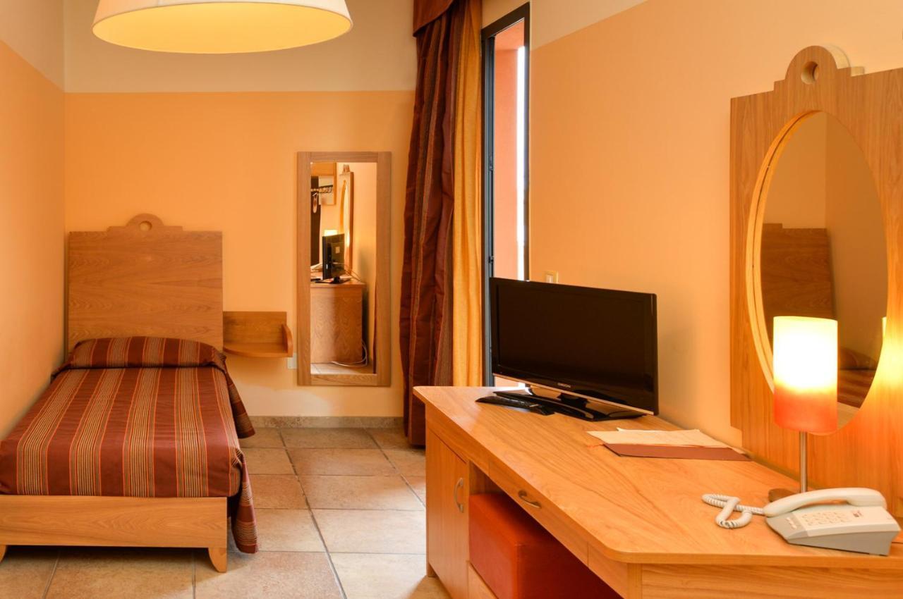 גאליאנו דל קאפו Il Tabacchificio Hotel מראה חיצוני תמונה