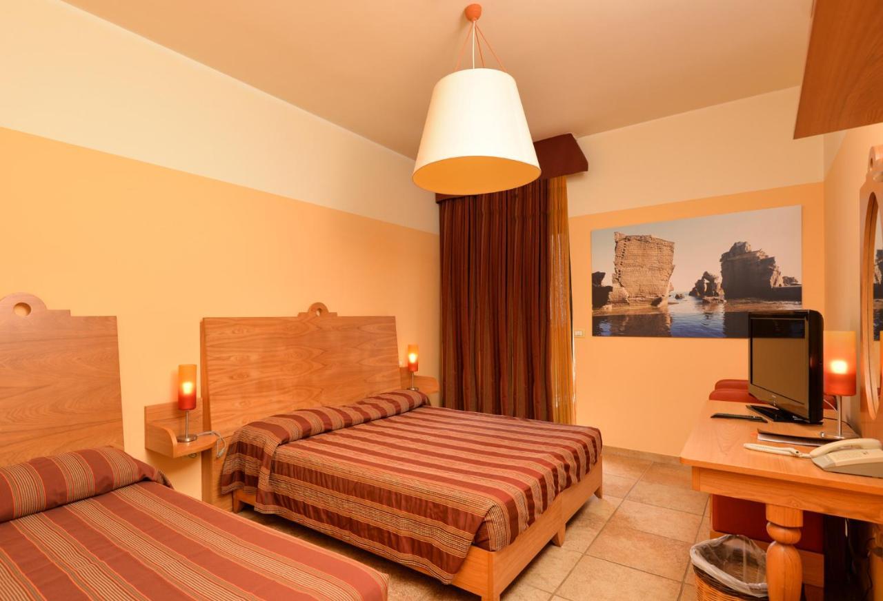 גאליאנו דל קאפו Il Tabacchificio Hotel מראה חיצוני תמונה