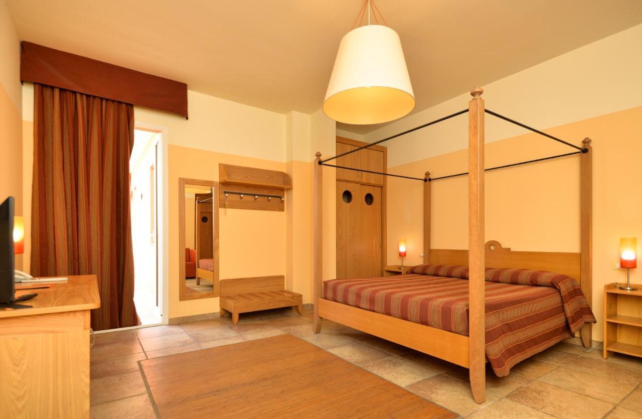 גאליאנו דל קאפו Il Tabacchificio Hotel מראה חיצוני תמונה