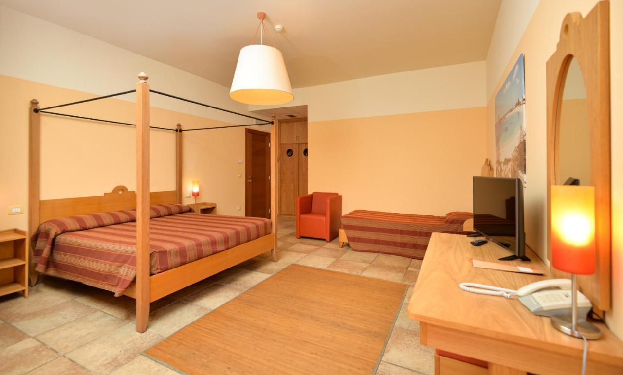 גאליאנו דל קאפו Il Tabacchificio Hotel מראה חיצוני תמונה
