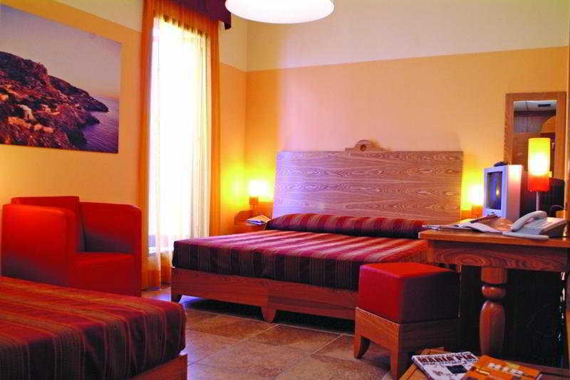 גאליאנו דל קאפו Il Tabacchificio Hotel מראה חיצוני תמונה