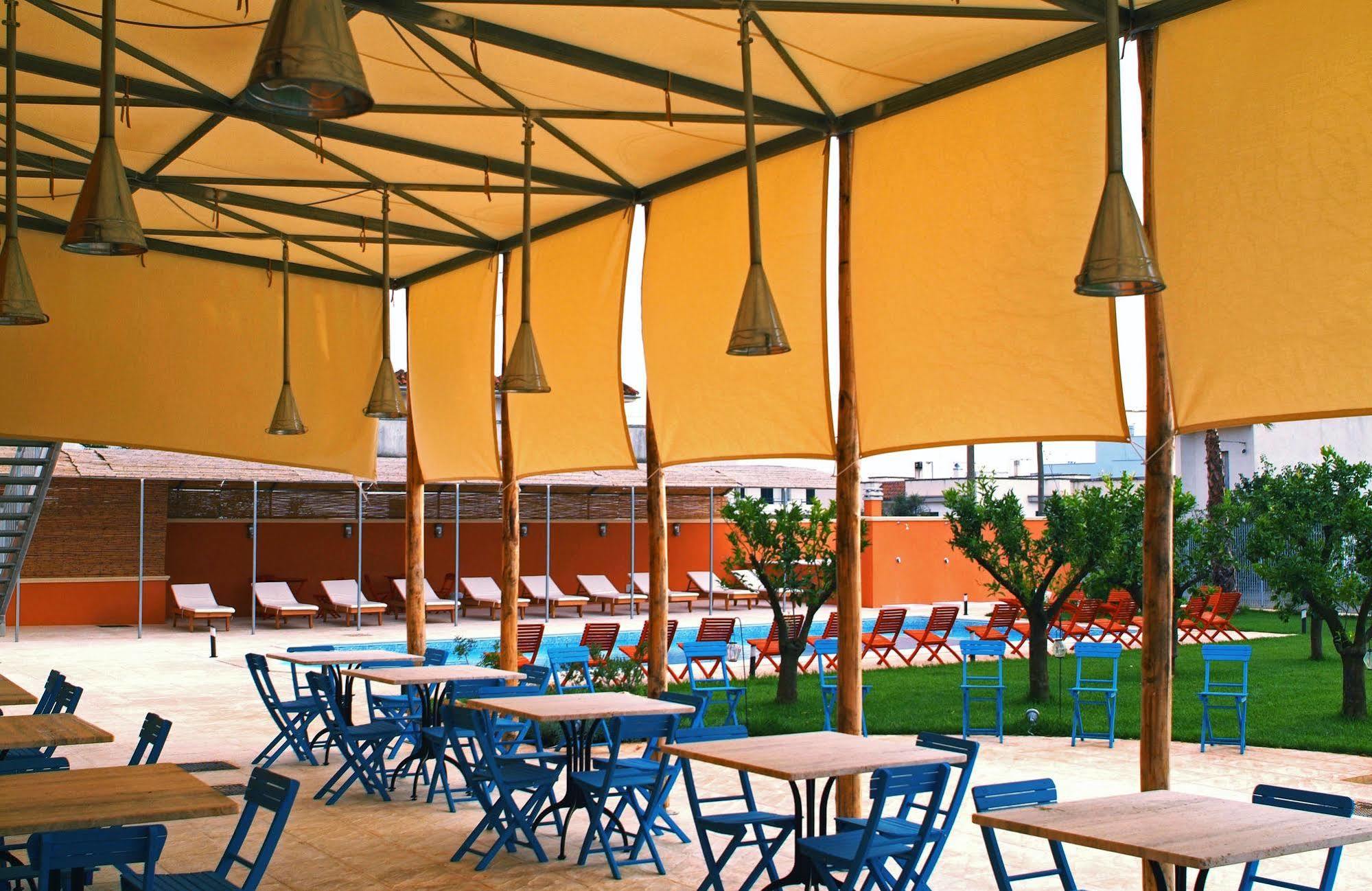 גאליאנו דל קאפו Il Tabacchificio Hotel מראה חיצוני תמונה