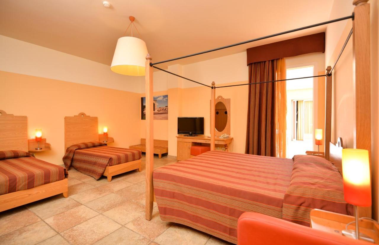 גאליאנו דל קאפו Il Tabacchificio Hotel מראה חיצוני תמונה